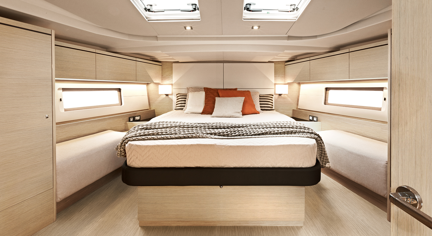 oceanis51.1_interieur_cabine2